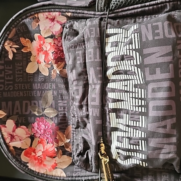 Steve Madden Black and Pink Floral Backpack Set With Clutch NWT main image 7